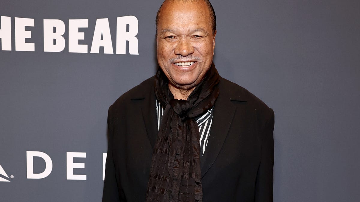 Featured image for "Star Wars Star Billy Dee Williams Opens Up About Marlon Brando's Alleged Advances and Infidelity"