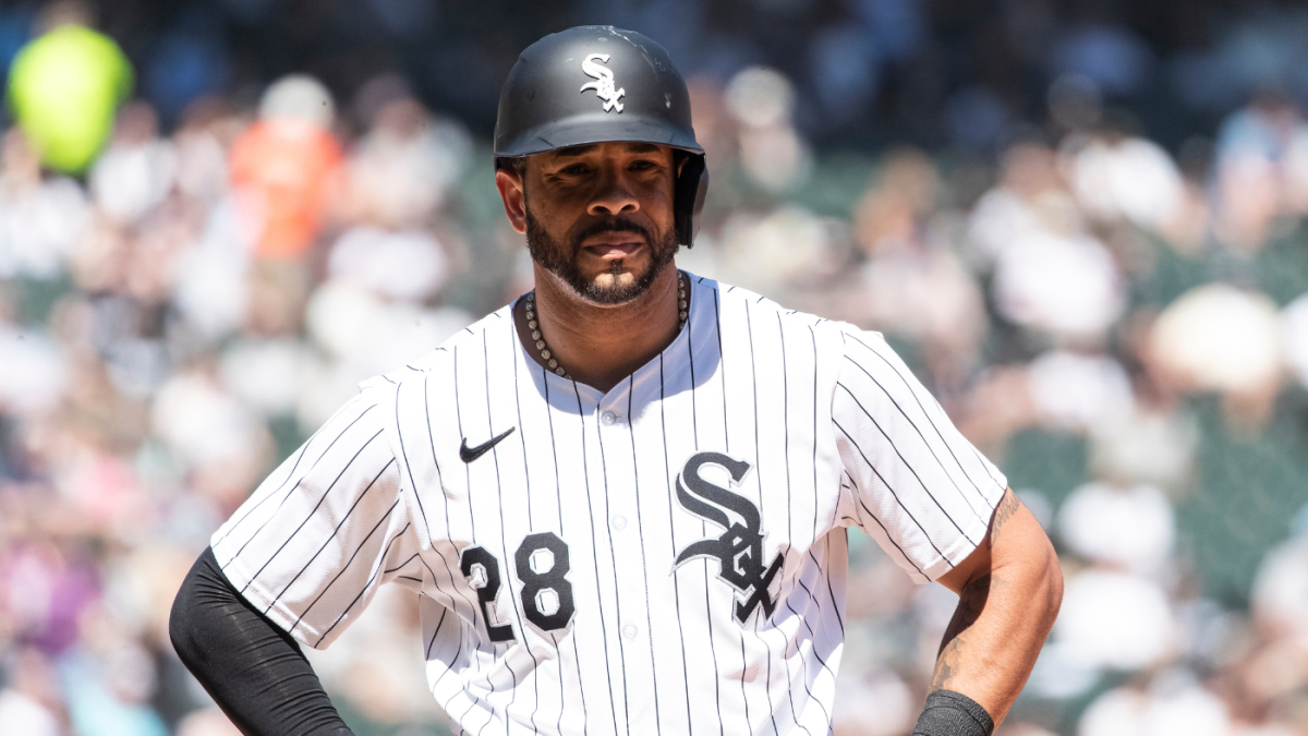 Featured image for Braves' MVP Ronald Acuña Jr. Out for Season with Torn ACL