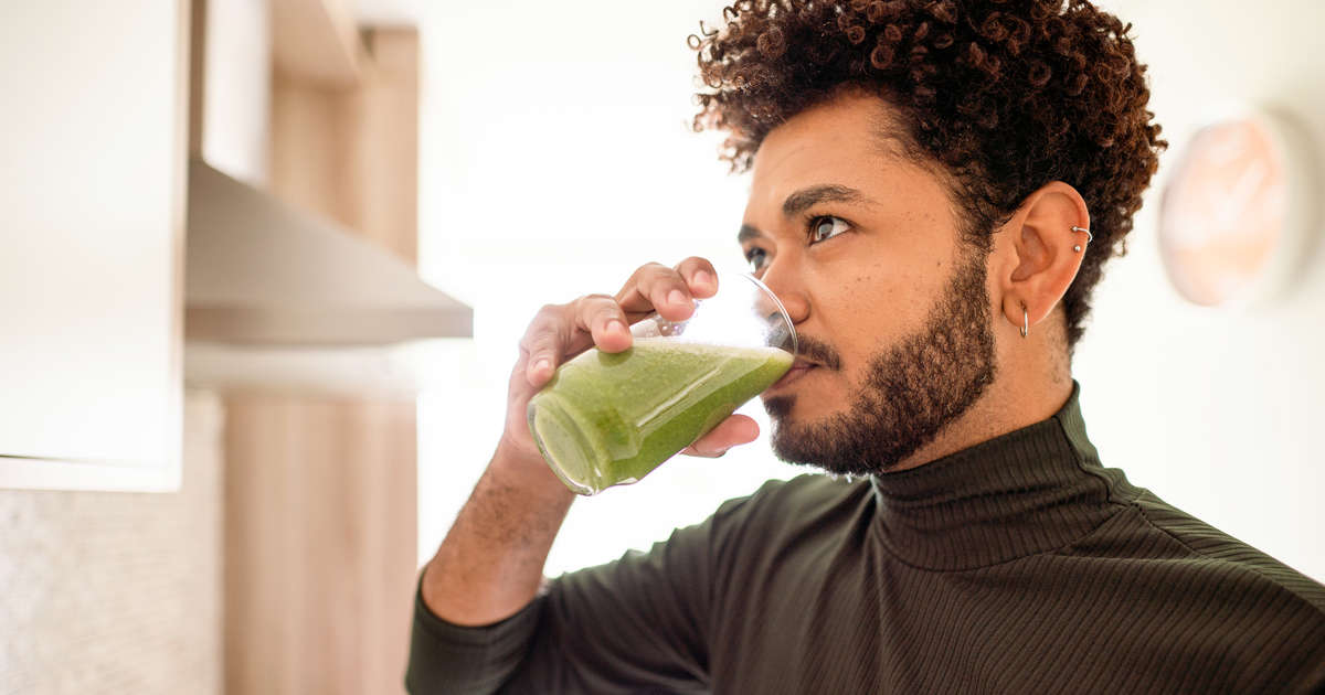 5 Nutrition Myths That Harm Your Health, Debunked by a Dietitian