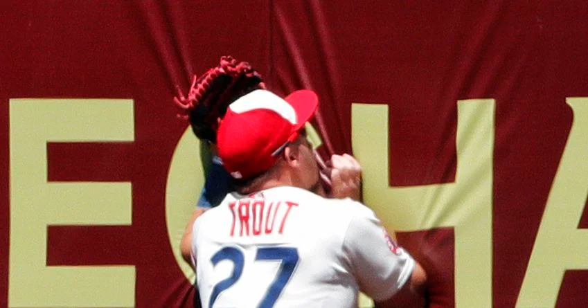 Texas Rangers dominate Los Angeles Angels in offensive showcase.