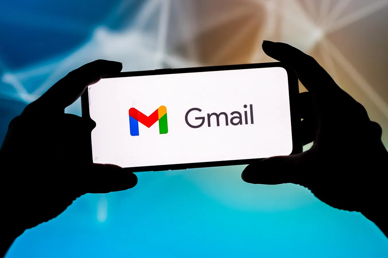Featured image for Gmail's New Drag-and-Drop Feature Simplifies Email Recipient Management