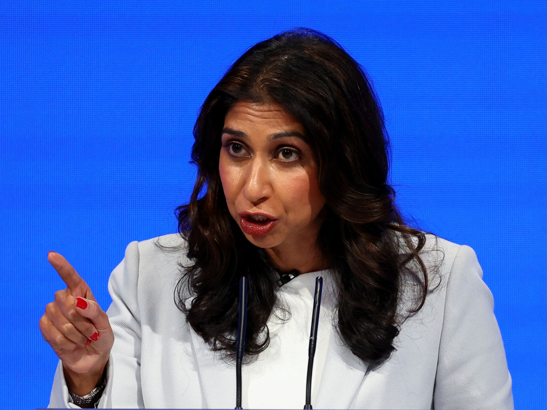 Controversy Erupts as UK Officials Clash with Pro-Palestine Demonstrators