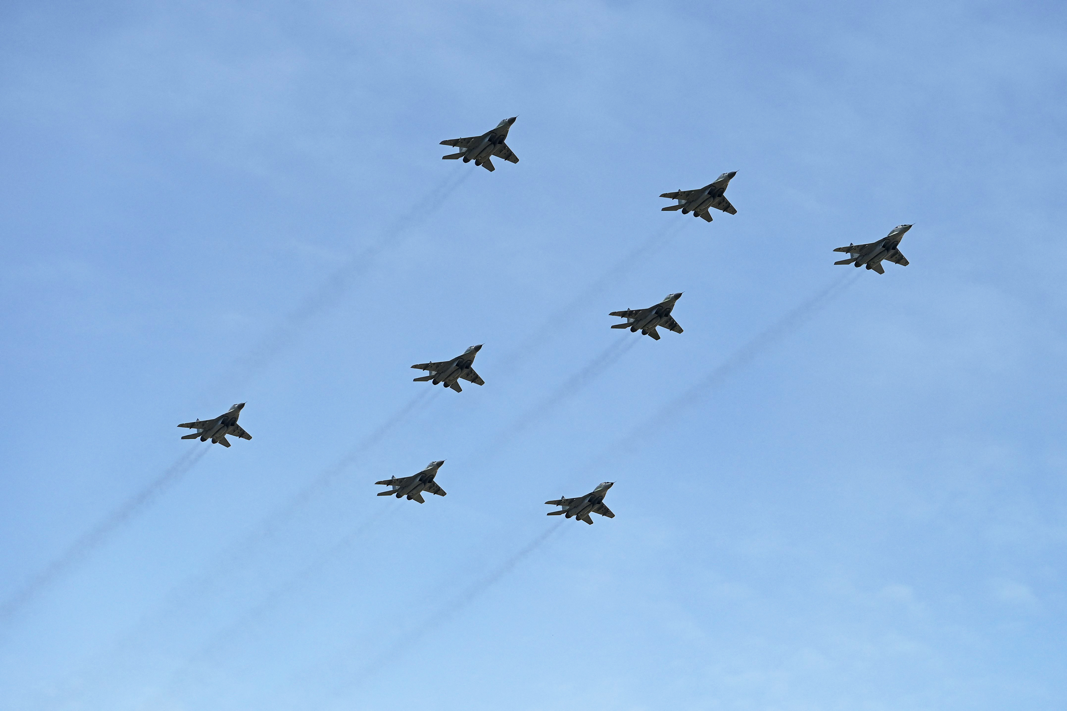 Russia's Air Force Struggles to Maintain Superiority in Ukraine