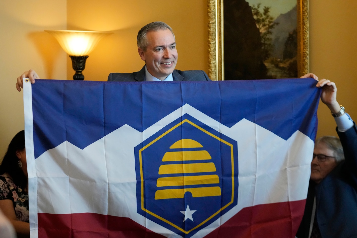 "Utah's New State Flag Sparks Potential Flag Redesigns Across the Nation"