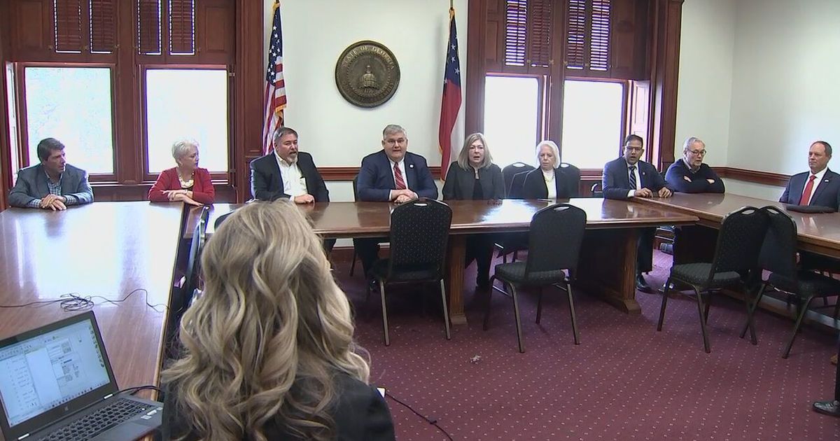 Legal battles over alternative electors in Georgia end in Trump's favor.