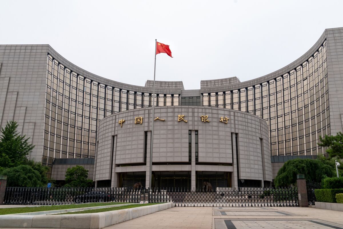 "PBOC Holds Medium-Term Rate Amid Economic Challenges"
