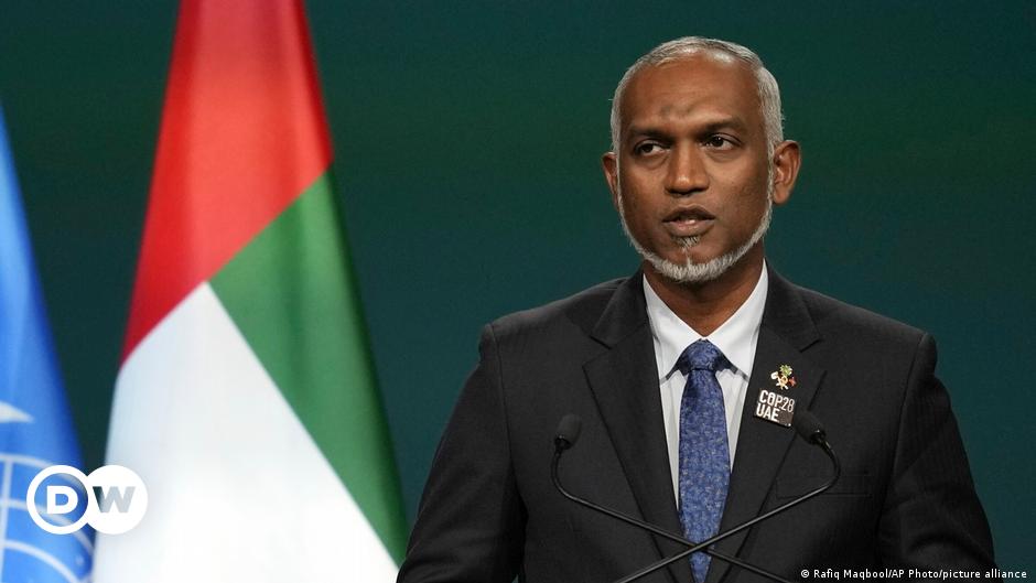 "Maldives Suspends Officials Over Racist Remarks Against PM Modi"
