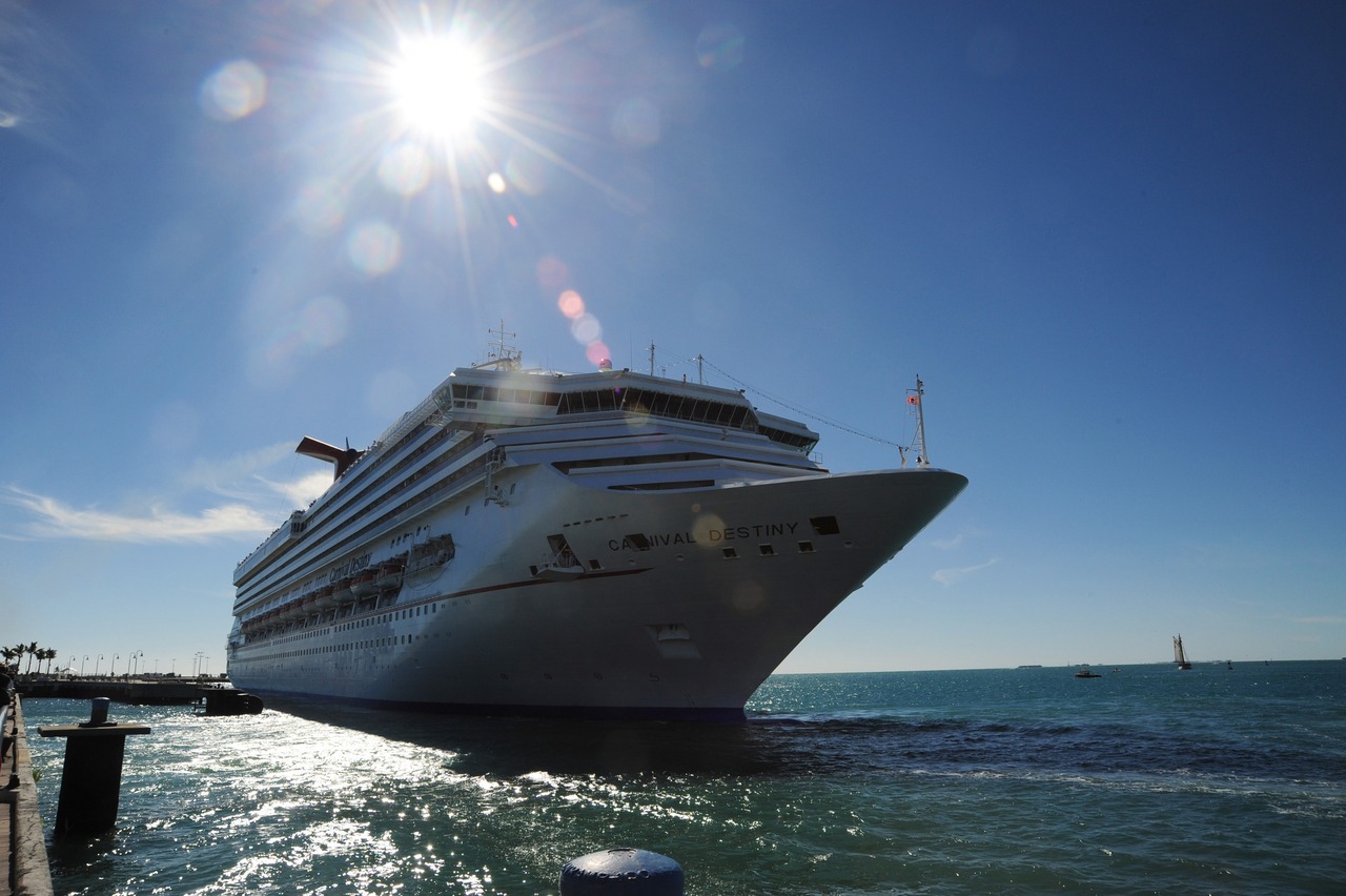 Featured image for Man Rebounds Quickly with Gold Digger After Ex-Wife's Betrayal