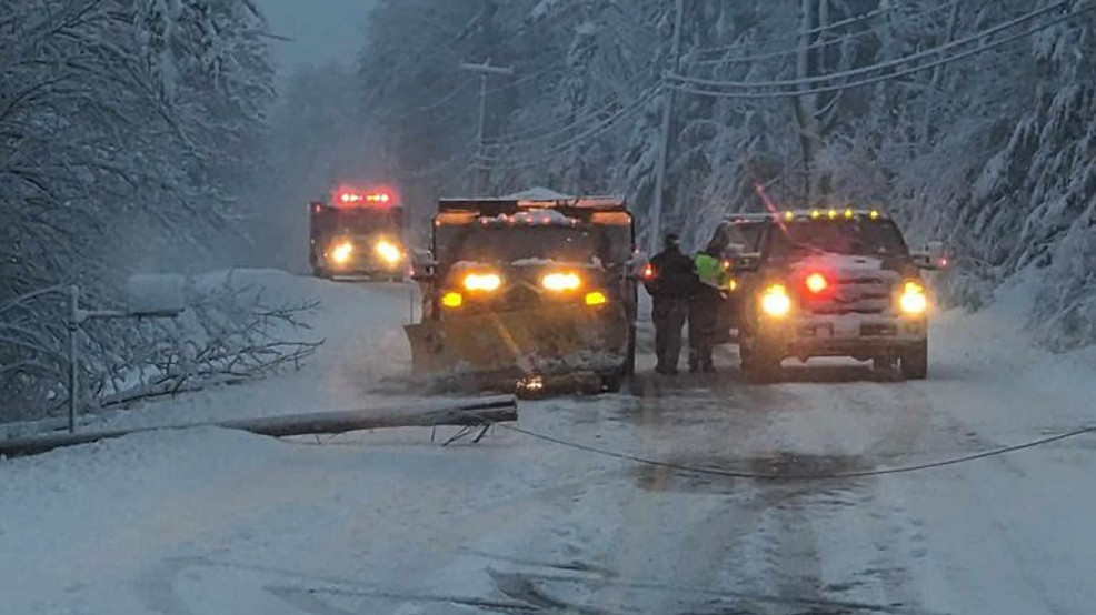 "Nor'easter Causes Widespread Power Outages and School Closings in Northeast"