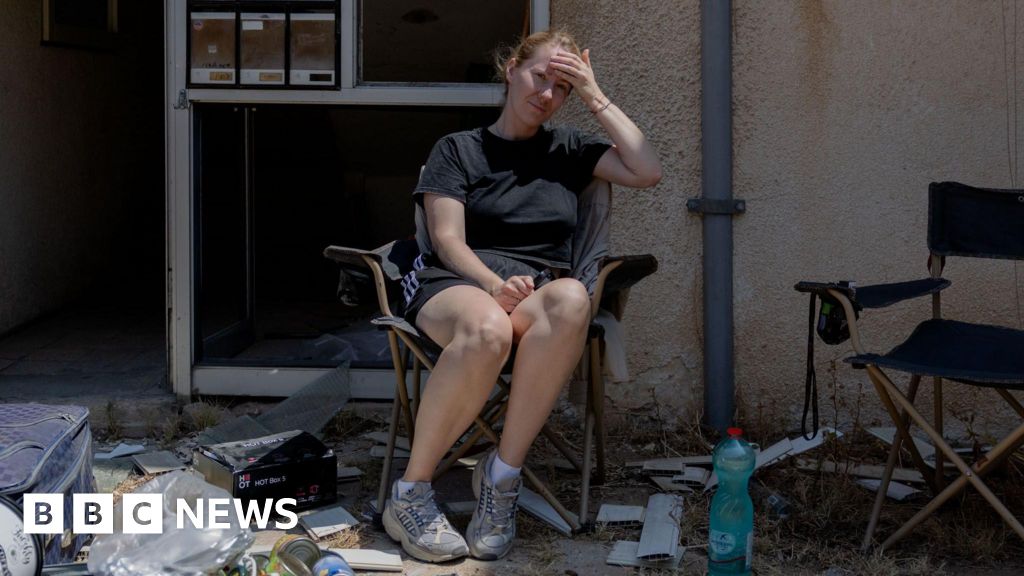 Featured image for Israeli Support Grows for Iran Conflict Amid Missile Attack in Bat Yam