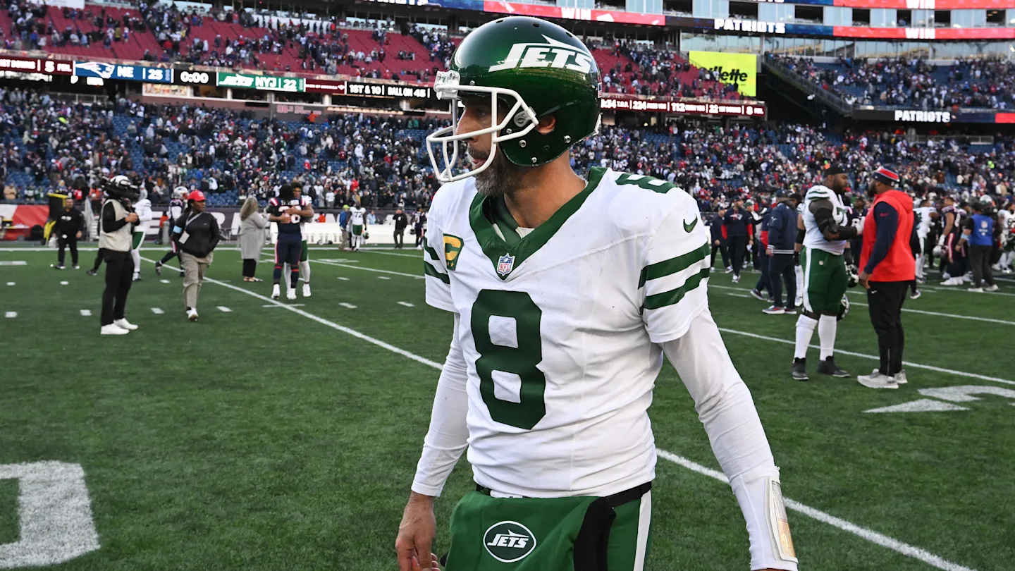 Aaron Rodgers Eyes New Receiver Strategy Post-Mike Williams Trade