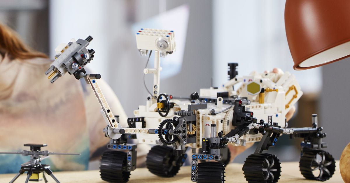 Lego's Technic Mars Rover Perseverance: Ready for Launch!