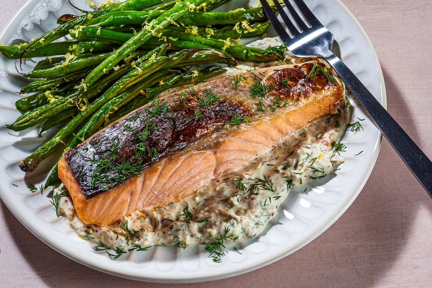 "Quick Guide: 5-Minute Salmon Cooking Techniques"