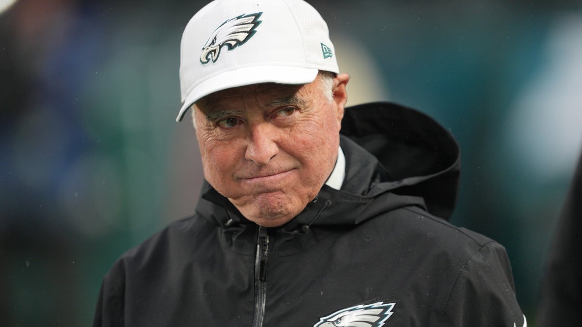 Eagles Owner Jeff Lurie Considering Minority Stake Sale