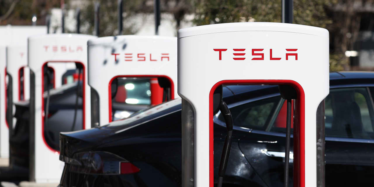 Featured image for Tesla's Supercharger Network: A Game-Changer for Electric Vehicle Charging