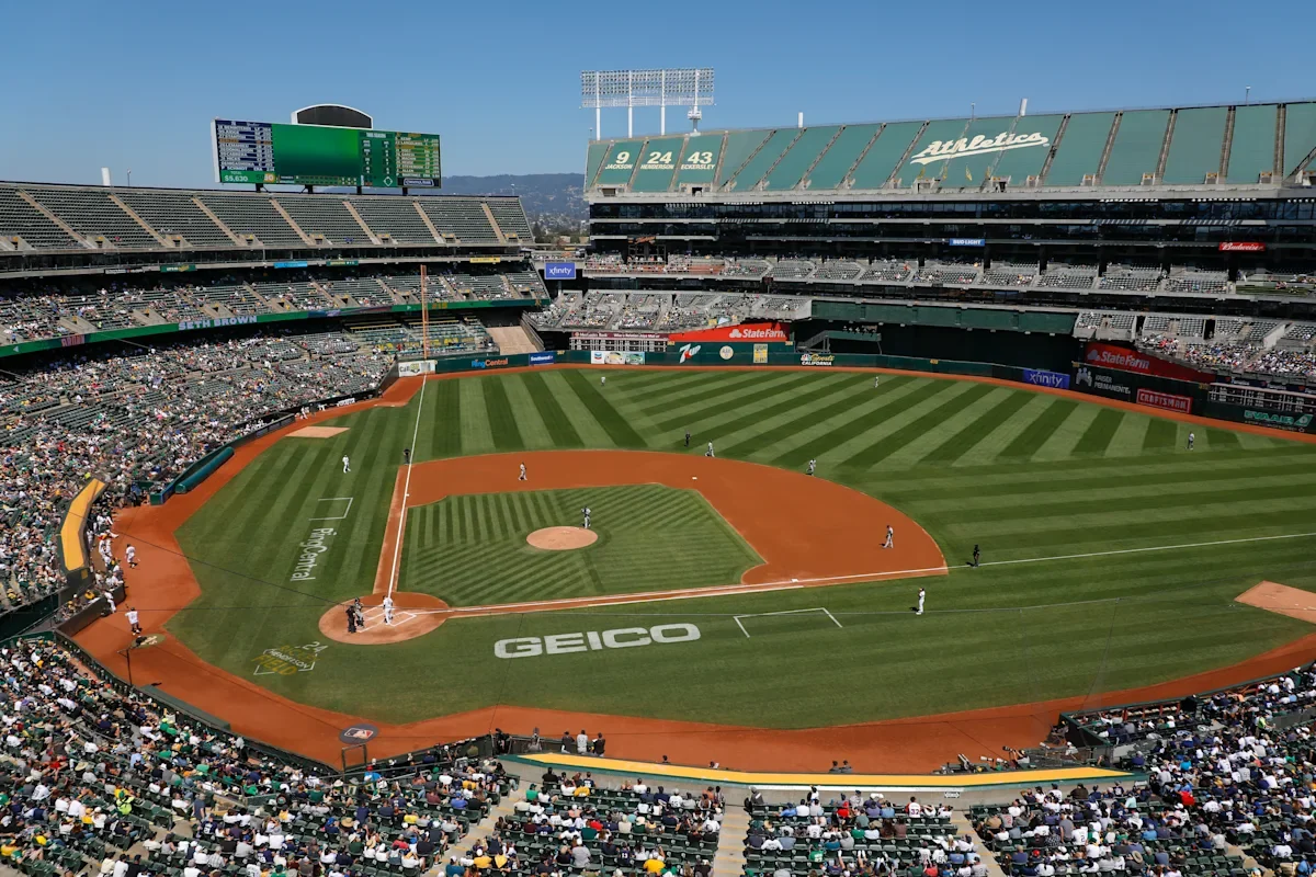Loose possum causes Mets broadcasters to relocate during A's game.