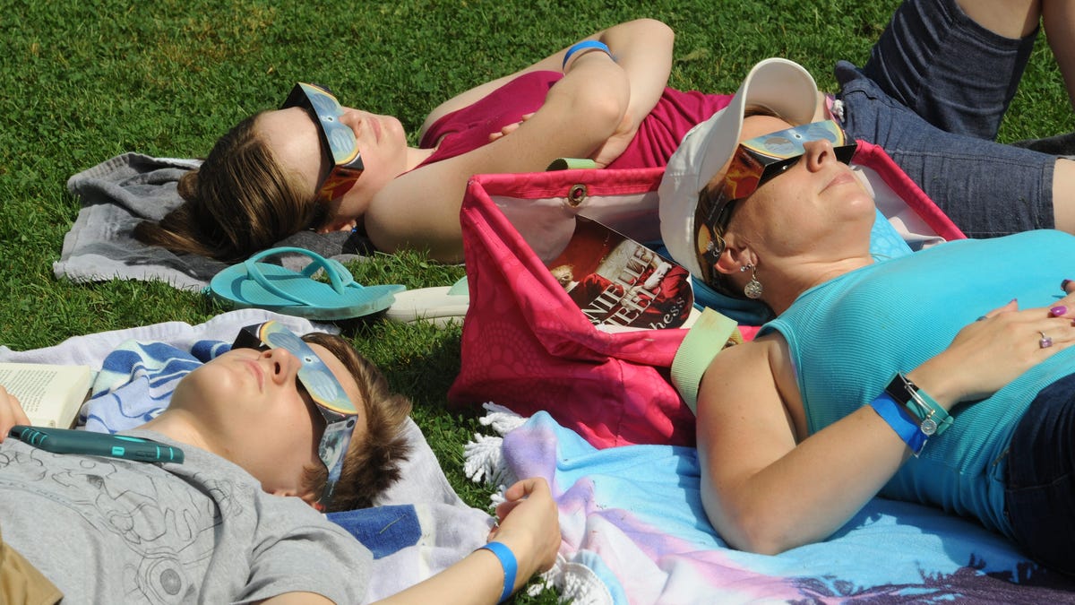 Featured image for "Understanding the Risks: Solar Eclipse Eye Damage vs. Eye Strain"