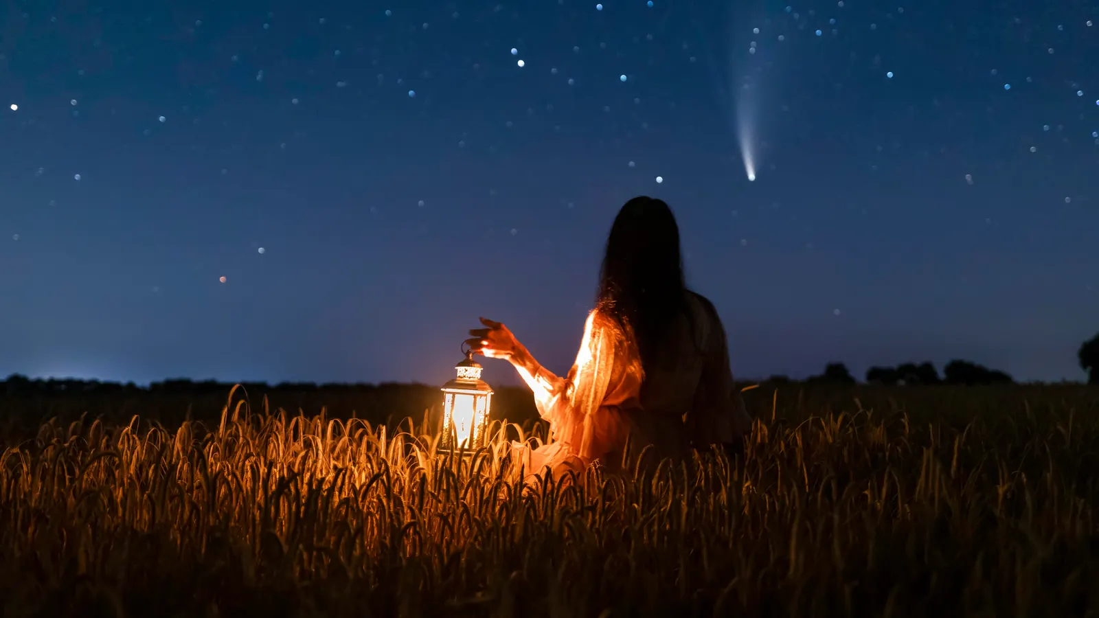 Featured image for Catch Comet Lemmon in the Evening Sky Before It Disappears for 1,150 Years