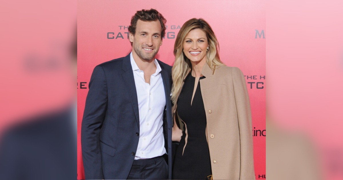 Featured image for Erin Andrews and Jarret Stoll Joyfully Welcome Their First Baby