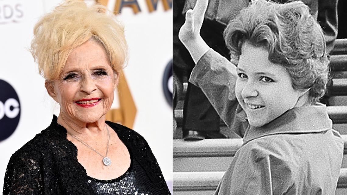 Featured image for 80-Year-Old Singer's Teen Christmas Hit Remains a Holiday Classic