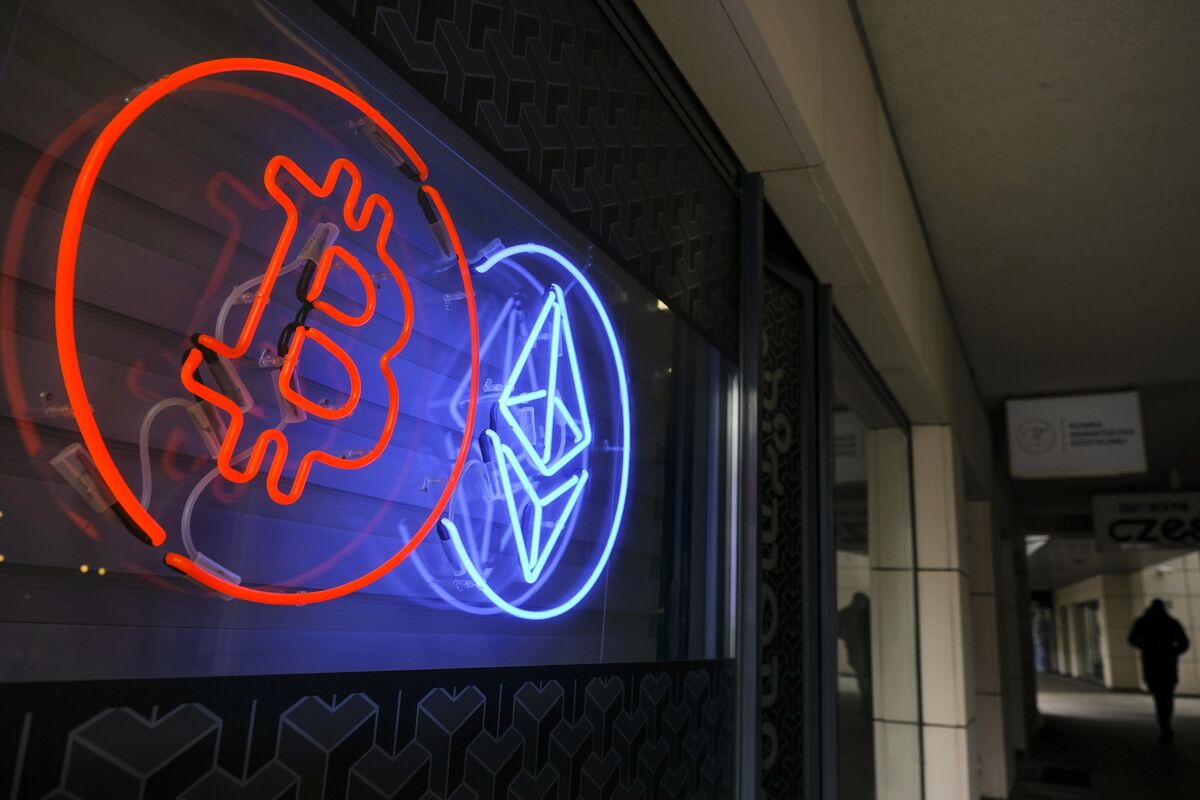 "Hong Kong Poised to Approve Bitcoin and Ether ETFs, Chinese Financial Institutions Show Interest"