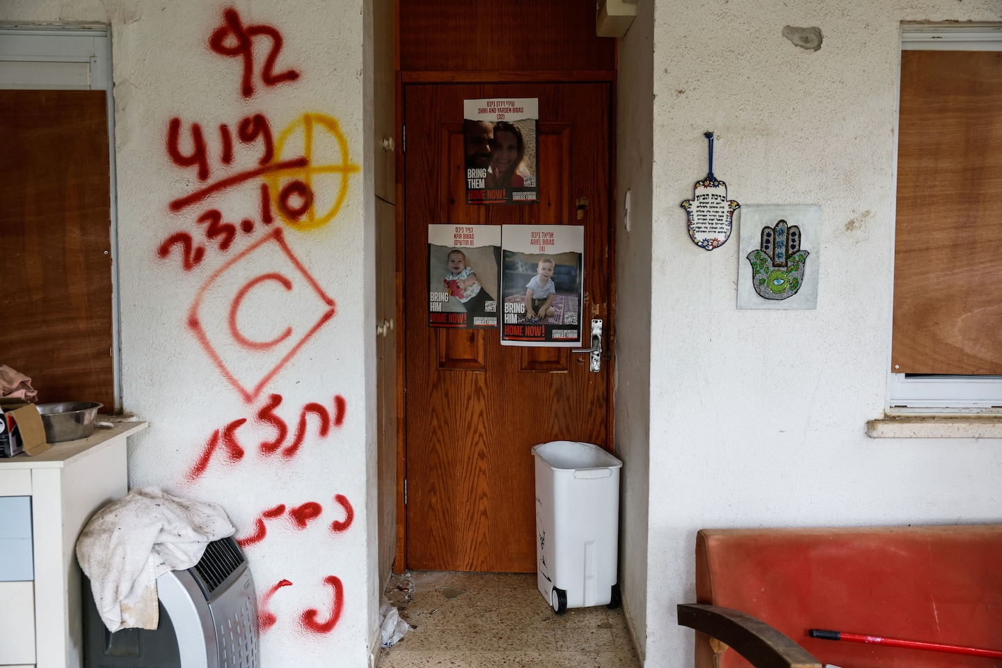 Featured image for Hamas' Alleged Million-Dollar Profits from Israeli Share Market Attack