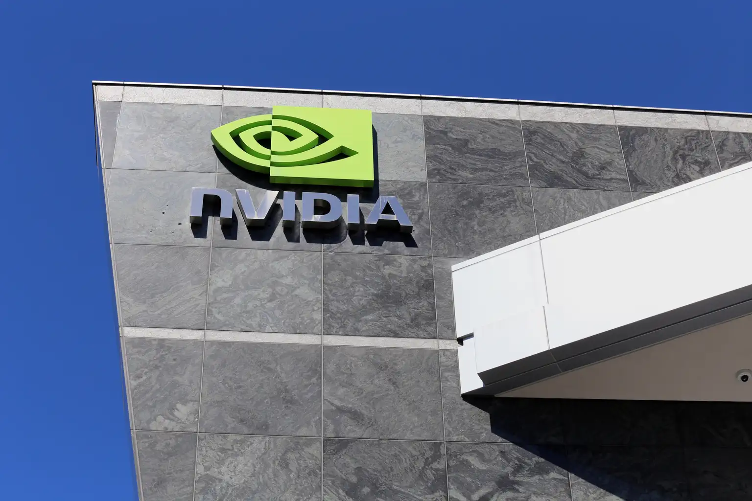 Featured image for Nvidia Faces Challenges Amid Market Fluctuations and Changing Sentiments