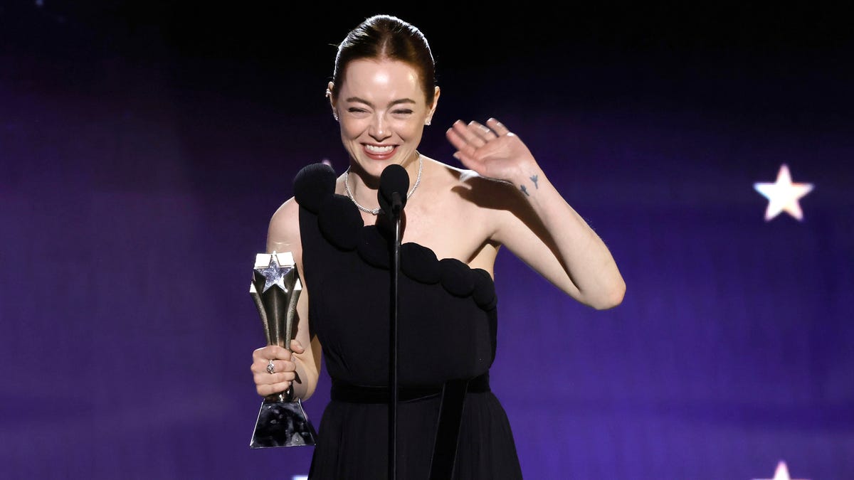 "2024 Critics Choice Awards: Unforgettable Moments and Fashion Faux Pas"