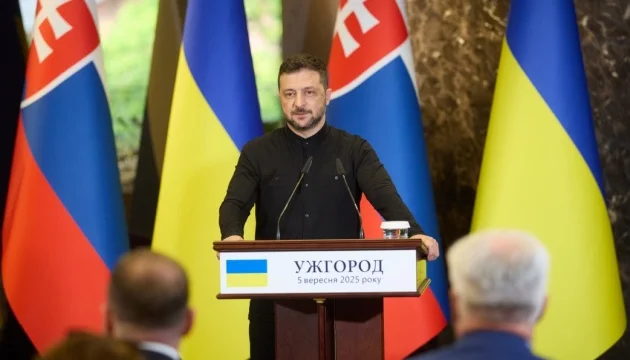 Zelensky Calls for End to Energy Blockades and Russian Oil Purchases