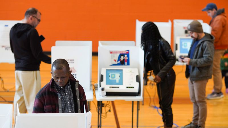 Featured image for "Majority of Ohio GOP Primary Voters Prioritize Trump Support in Next Senator"