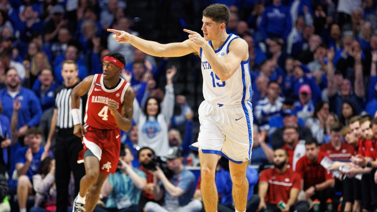 "Kentucky's Dominant Victory Over Arkansas: A Recap and Predictions"