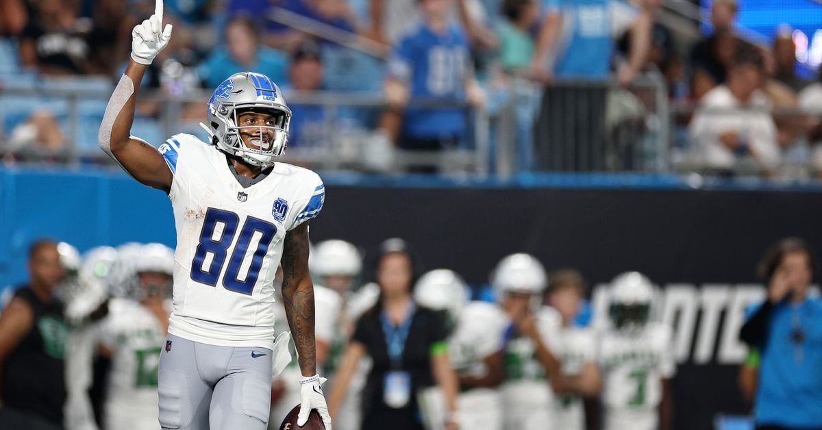 Featured image for "Predicting Final Roster Cuts on Offense for Detroit Lions Bubble Watch"