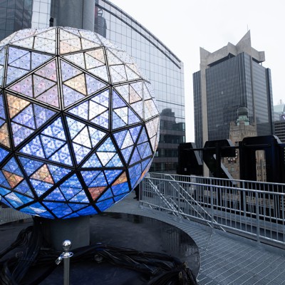 Featured image for "Predicting 2024: Political Shifts, Celebrity Moves, AI Impact, and Urban Revivals"