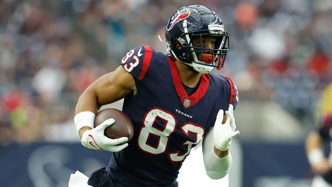Raiders Secure Former Texans Tight End O.J. Howard.