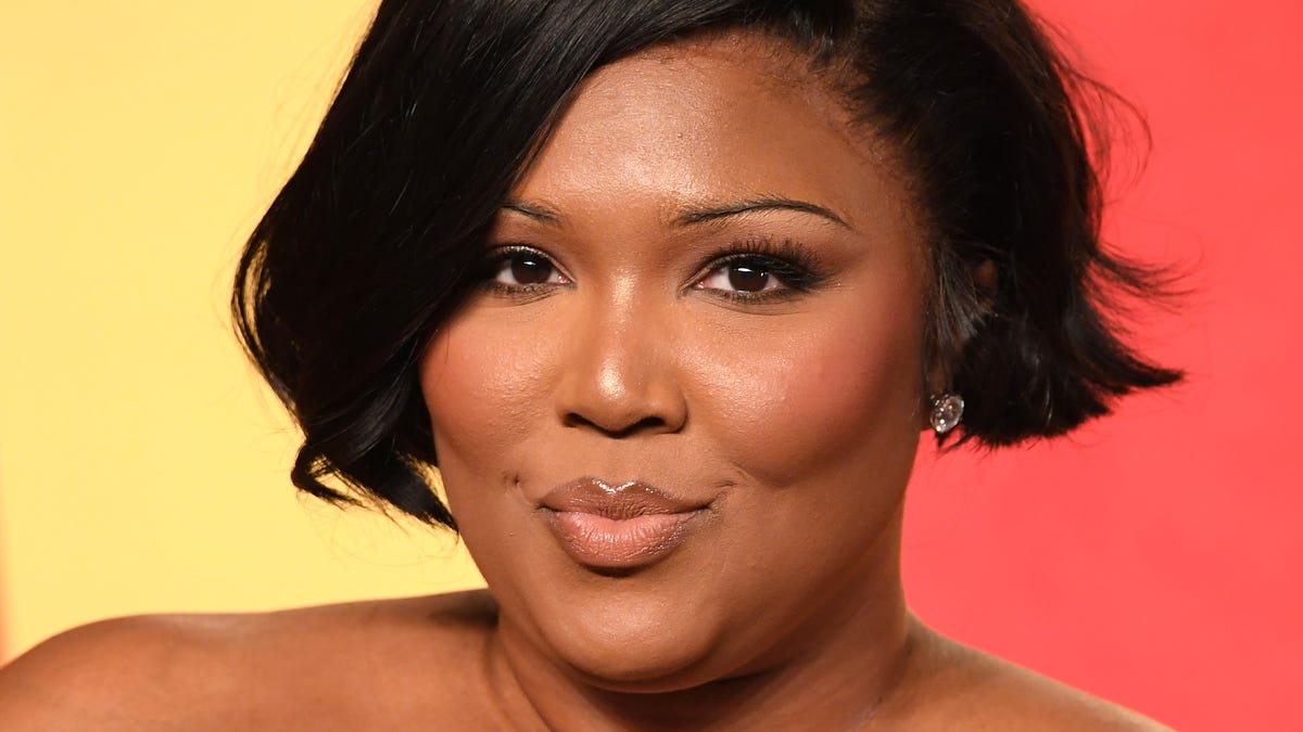 Lizzo's Emotional Announcement: "I Quit" Music Industry