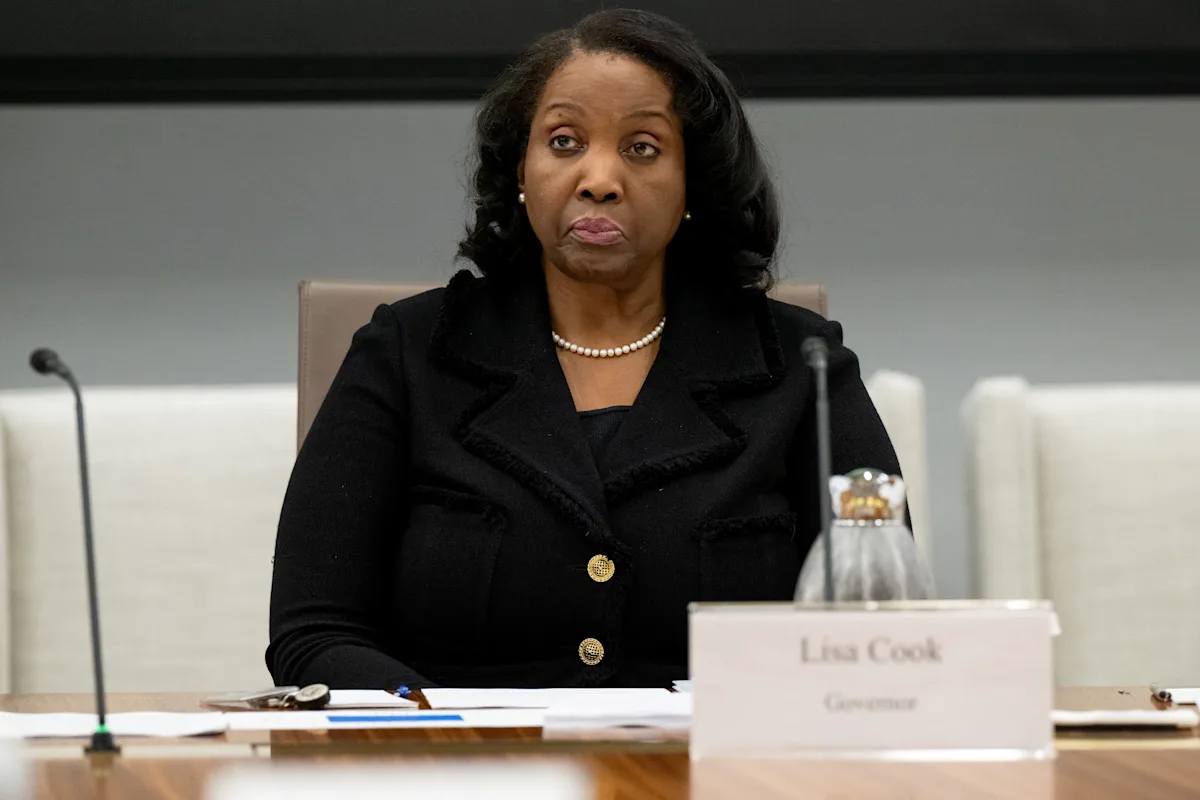 Judge Blocks Trump's Attempt to Remove Fed Governor Lisa Cook