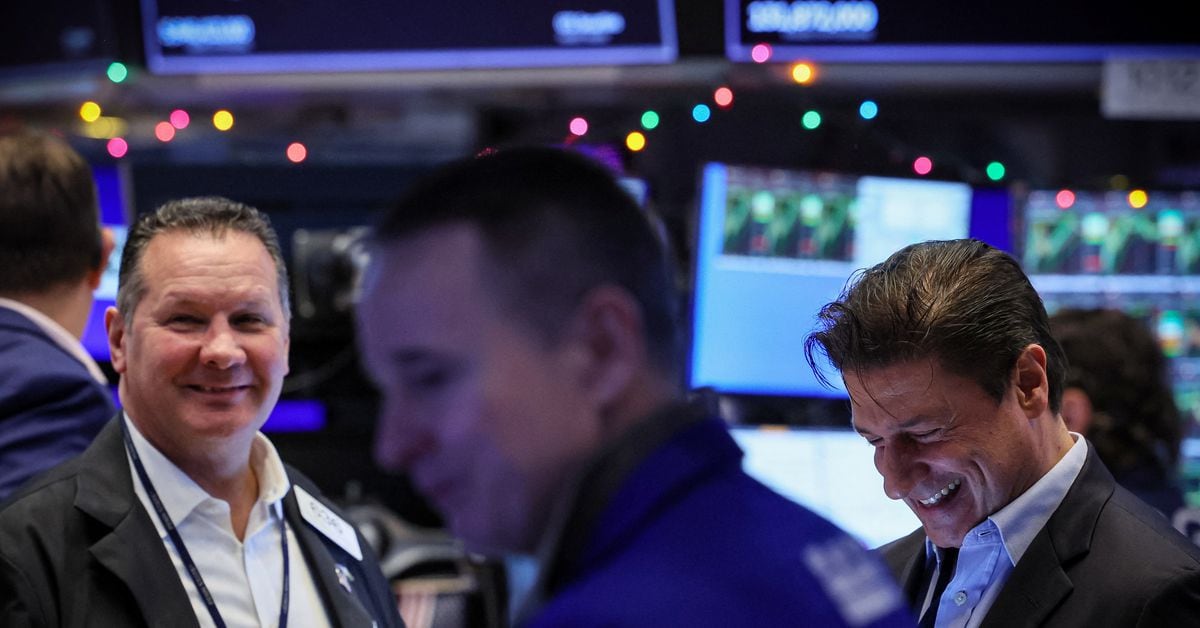 Inflation Moderates in November, Wall St Reacts