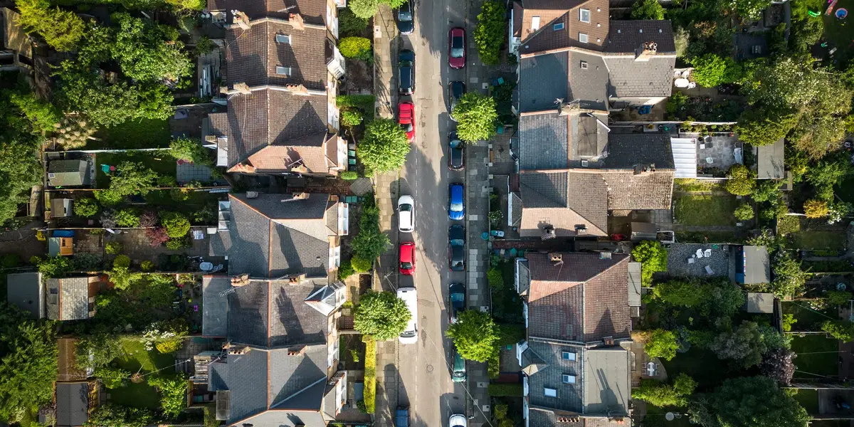 Featured image for U.S. Cities Facing Rapid Home Price Declines Amid Market Cooling