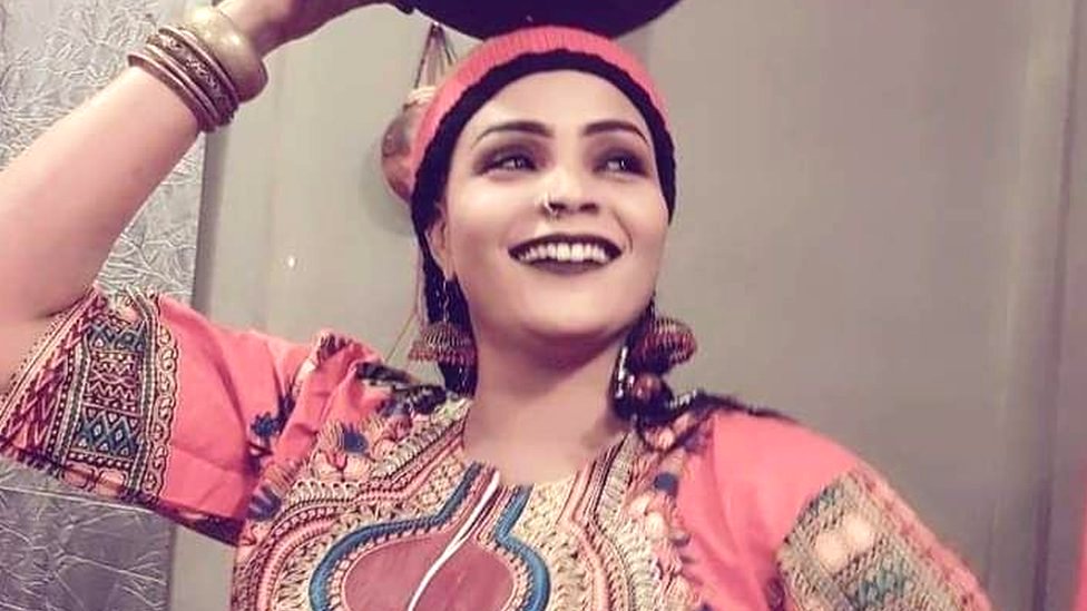 Featured image for Sudanese Singer Shaden Gardood Dies in Crossfire.