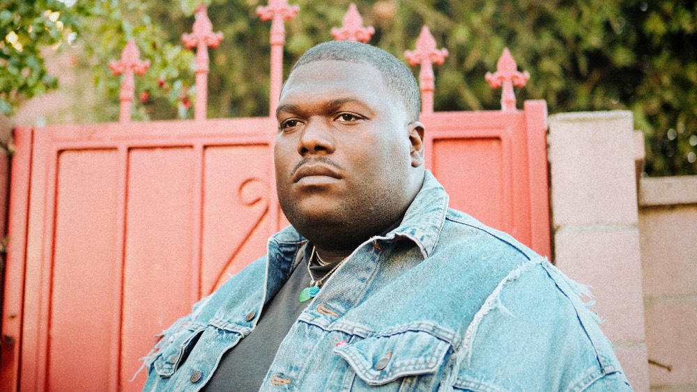 Featured image for Tragic Loss: Rising Singer-Songwriter August 08 Passes Away at 31