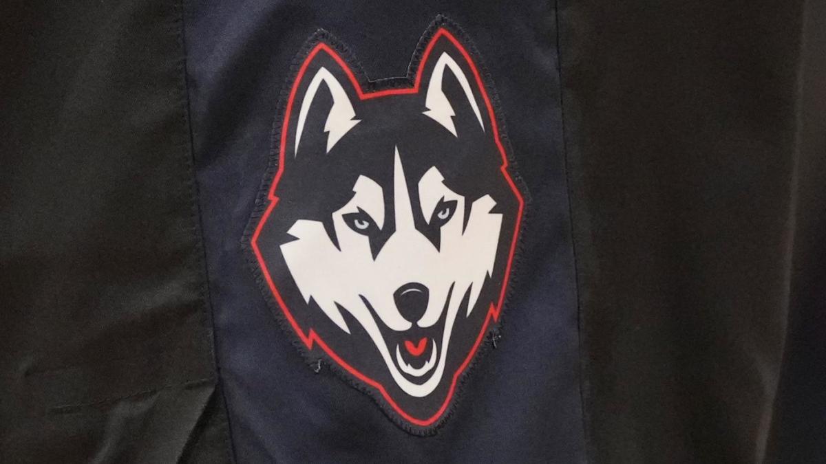 UConn basketball team switches hotels due to unsanitary conditions.