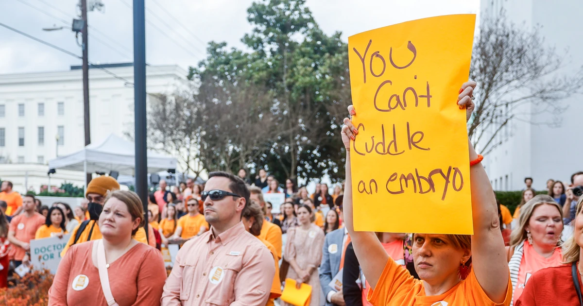 Featured image for "Alabama Fertility Clinics Resume IVF Services After New Protection Bill Passes"