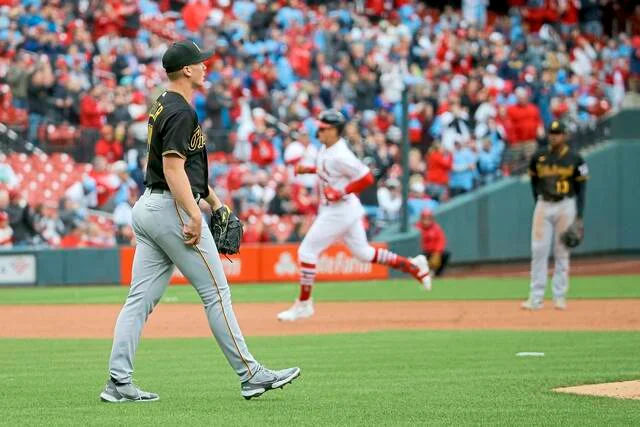 "Tommy Edman's Walk-Off Lifts Cardinals Over Pirates"