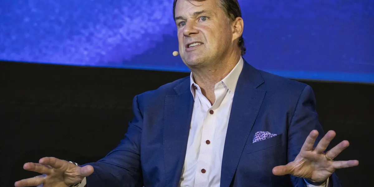 Featured image for Ford withdraws F-150 Lightning and reallocates $19.5 billion in EV strategy