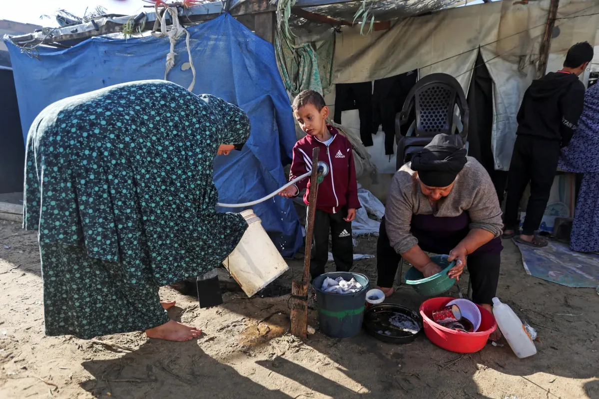 Gaza's Health Crisis: Infectious Diseases Spread Amid Collapsing System
