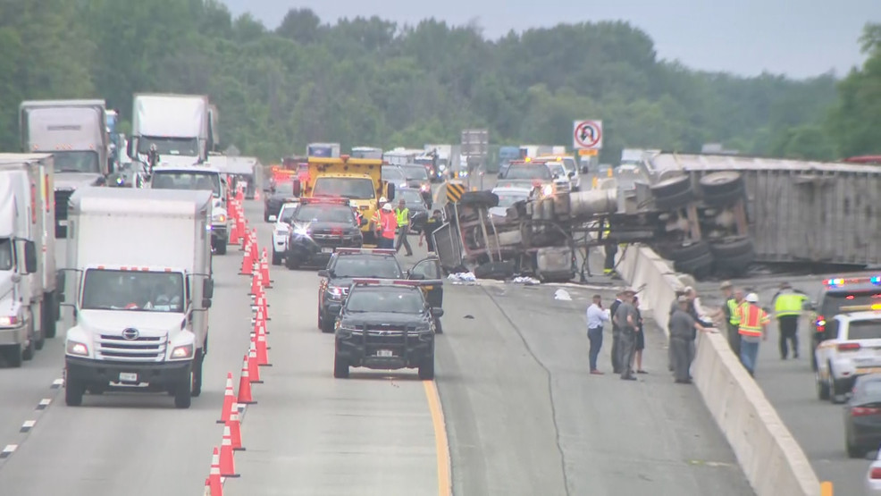 Featured image for Tractor-Trailer Crash Shuts Down I-87 Northbound at Albany's Exit 23