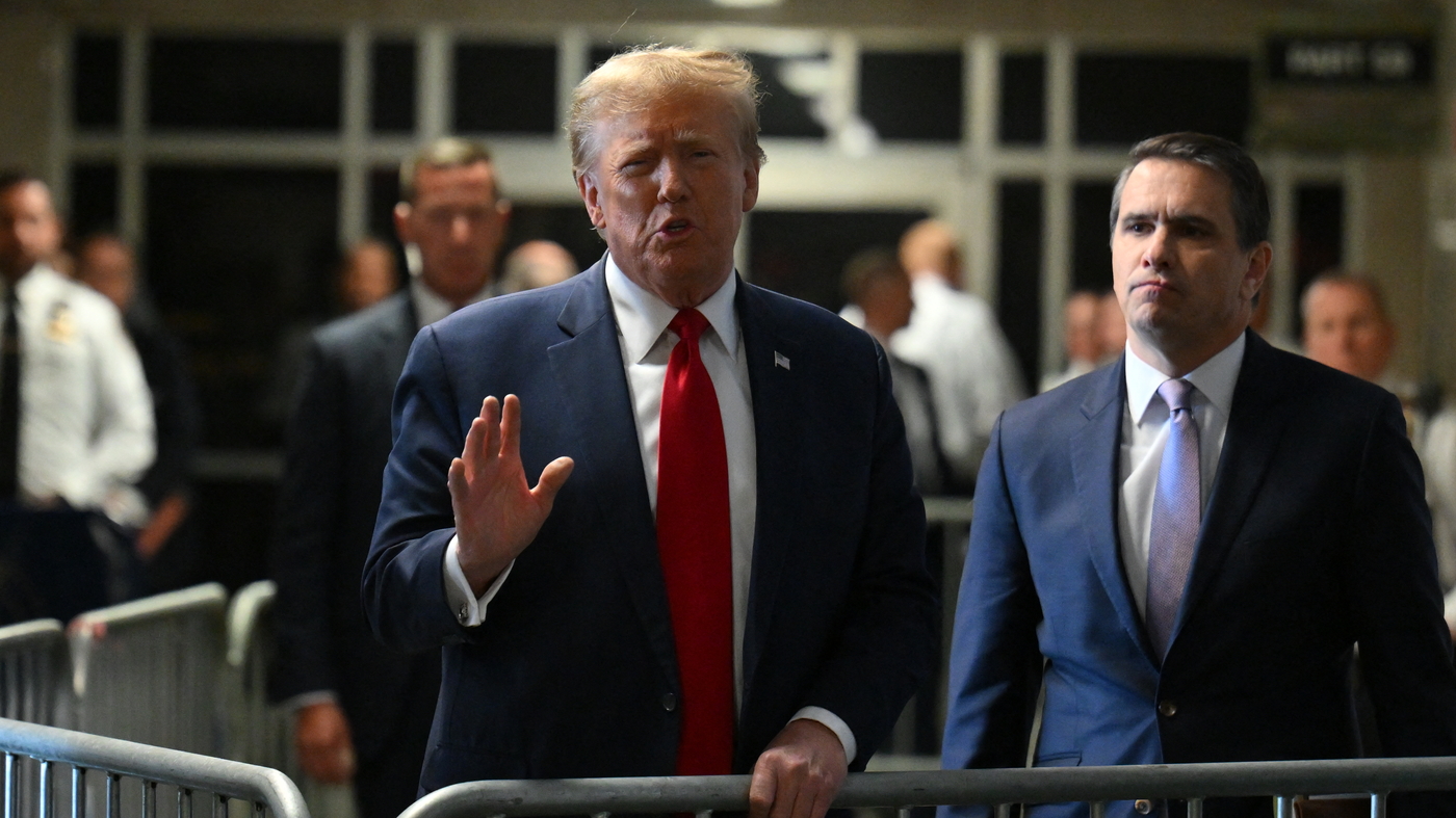 "Trump's Hush Money Trial: Judge Sets 42 Questions as Legal Gambit Fails"