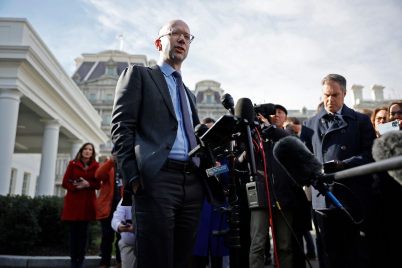 "WH Declares 'Case Closed' as Top News Outlets Dispute Hur's Testimony on Biden"