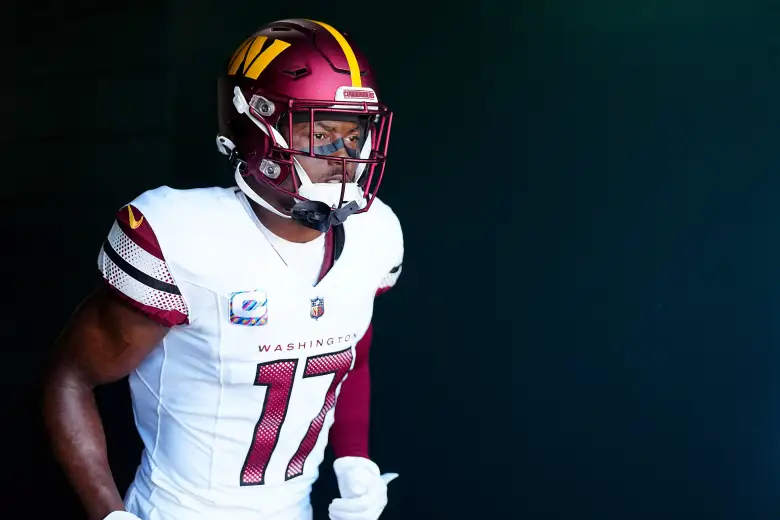 Commanders' McLaurin Holdout Highlights Contract Disputes and Team Challenges