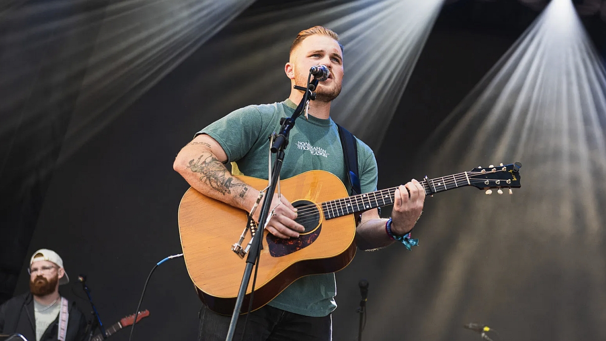 Zach Bryan's 2024 Tour: Dates, Collaborations, and Stadium Stops